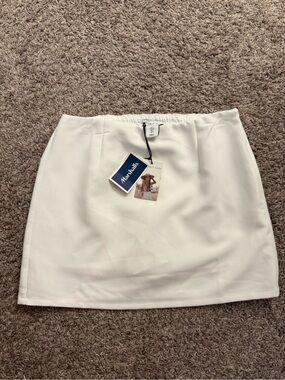 White Women’s Skort